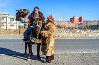 Kazakhs, Mongolia, Olgii, Ulgii, eagles